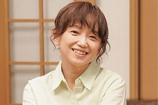 舞の母親の岩倉めぐみ（永作博美） （NHK朝ドラ『舞いあがれ！』より）