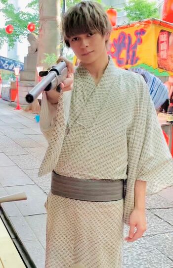 眞栄田郷敦、大河ドラマ『どうする家康』で将軍役を熱演している。（写真／公式SNSより）