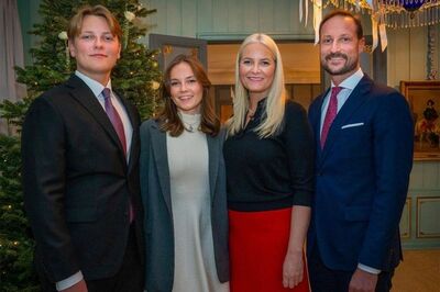 （左から）スヴェレ・マグヌス王子、イングリッド・アレクサンドラ王女、メッテ・マリット皇太子妃、ホーコン皇太子（ノルウェー王室公式SNSより）