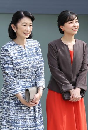 10月2日、香川県を訪れた紀子さまと佳子さま