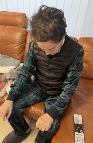 両親にもらったパジャマを着て加トちゃんもくつろいでました♪