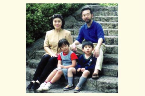 宮澤みきおさん、泰子さん、にいなちゃん、礼くん。あの事件に巻き込まれるまで、一家は世田谷の地で幸せに暮らしていた