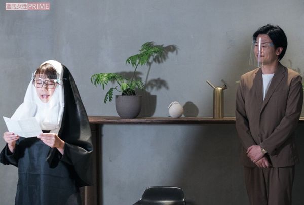 誓いの言葉を担当した『相席スタート』の2人　（『バンビーノ』藤田裕樹のオンライン結婚式の様子）