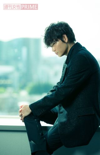 綾野剛　撮影／伊藤和幸