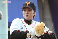 坂本勇人が白昼デート！美女の攻めすぎ“彼シャツ”コーデに「あざとい計算女」の本音