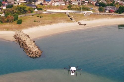 1日数便のフェリーが生活手段の離島でも、緊急の買い物が可能になる