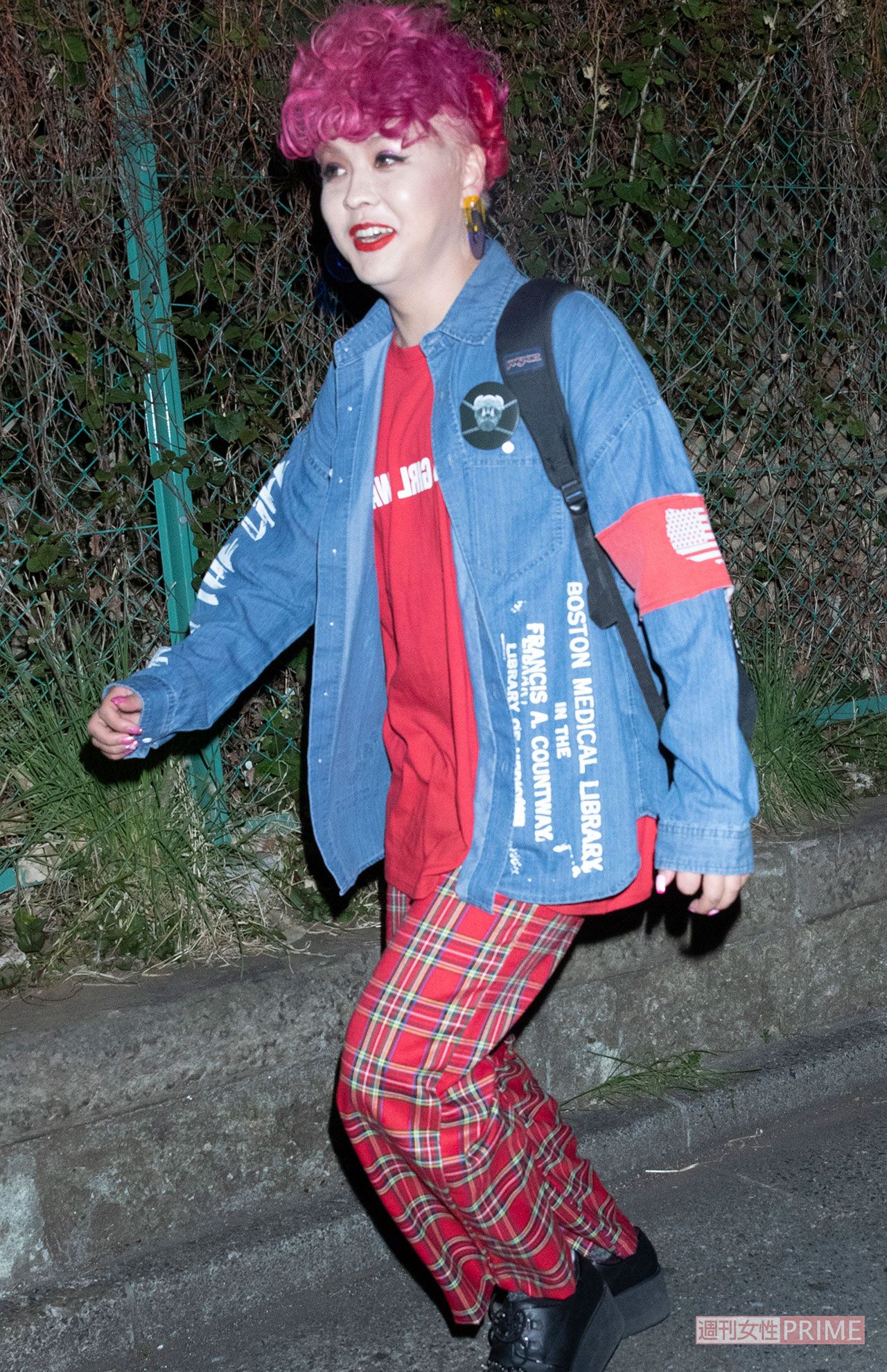 '19年3月、直撃取材に驚きの表情を浮かべるぺえ