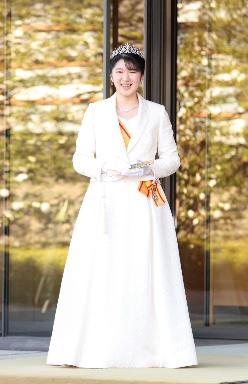 成人を迎えられた愛子さま（2021年12月5日）撮影/JMPA