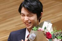 羽生結弦の電撃結婚発表の舞台裏!羽生家にあった“現役選手時代の恋愛ルール”と結婚相手を発表しなかった…