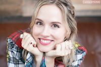 「ホテル？ トリバゴ」でおなじみのナタリー・エモンズ、好きな芸能人は意外な3人！