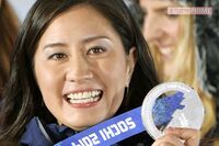 ミラノ・コルティナ五輪で冬季7大会連続出場へ！スノーボード競技・銀メダルの竹内智香が明かす〈競技と自…