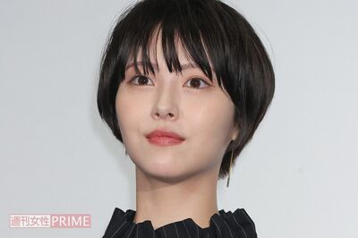 『24時間テレビ』、『笑点』メンバーが浜辺美波に“過剰接触”「手を握ったり」過去には綾瀬はるかも餌食に