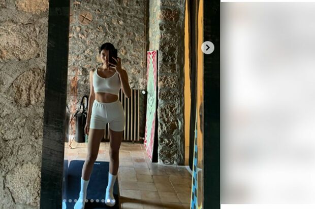 ローラのインスタグラムより