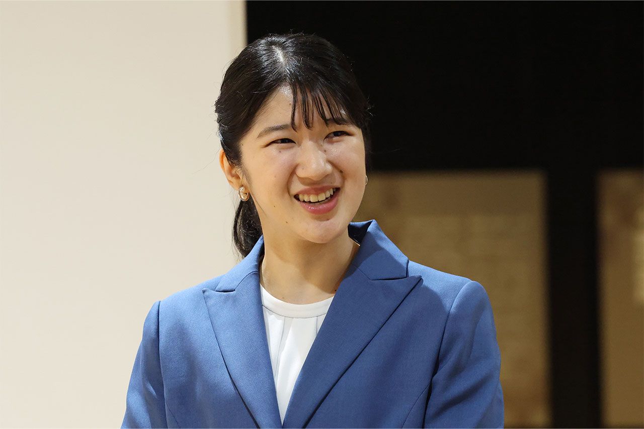 10月12日、青森県の是川縄文館を訪れた愛子さま
