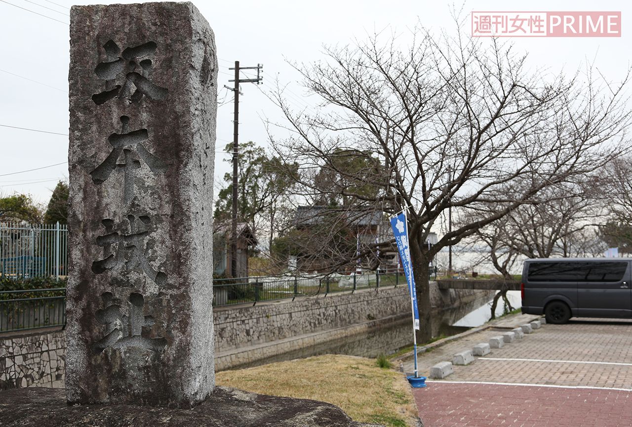 信長の琵琶湖水運支配の始まりとなった坂本城。実はこの場所、当時は湖の下だったという