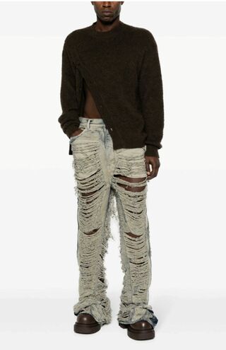 千賀が購入したとされるダメージジーンズ（ECサイトより）