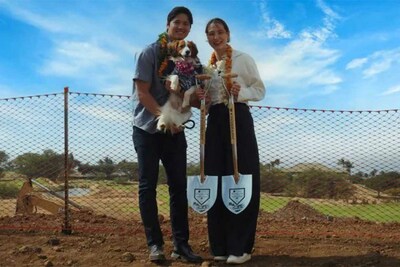 不動産開発会社のHPに掲載されていた、大谷翔平と真美子夫人が参加したハワイの高級リゾートのお披露目式（現在は削除済み、写真は一部編集部で加工）