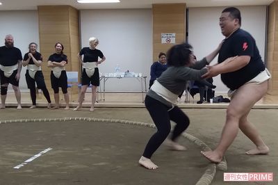 芸人が教える、外国人向けのガチすぎる「相撲体験教室」に参加した結果
