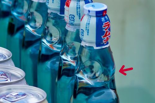 【Q8】ラムネ瓶のくびれている部分