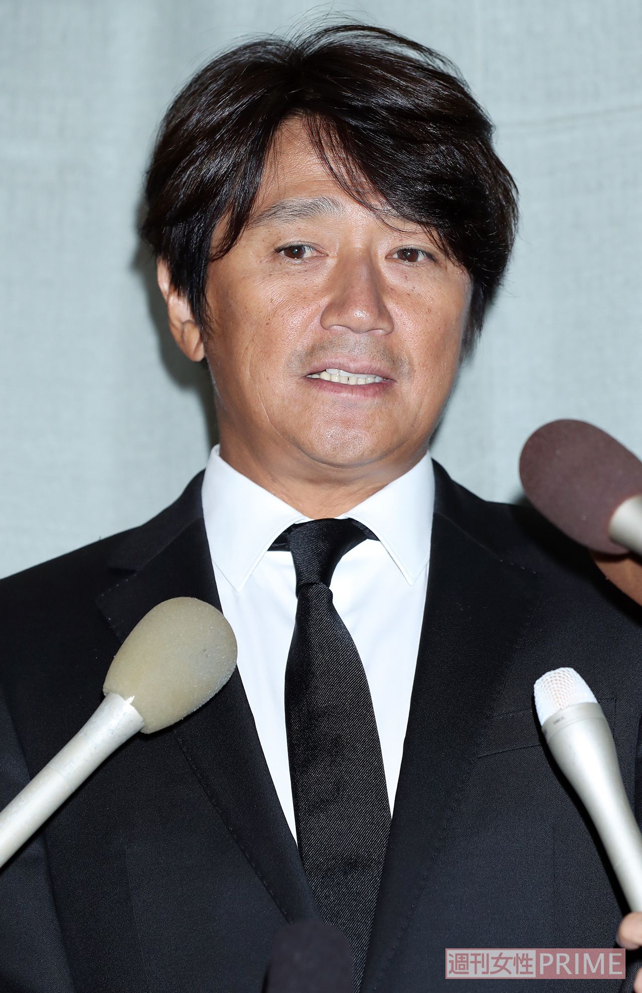 母の遺骨を盗まれた近藤真彦