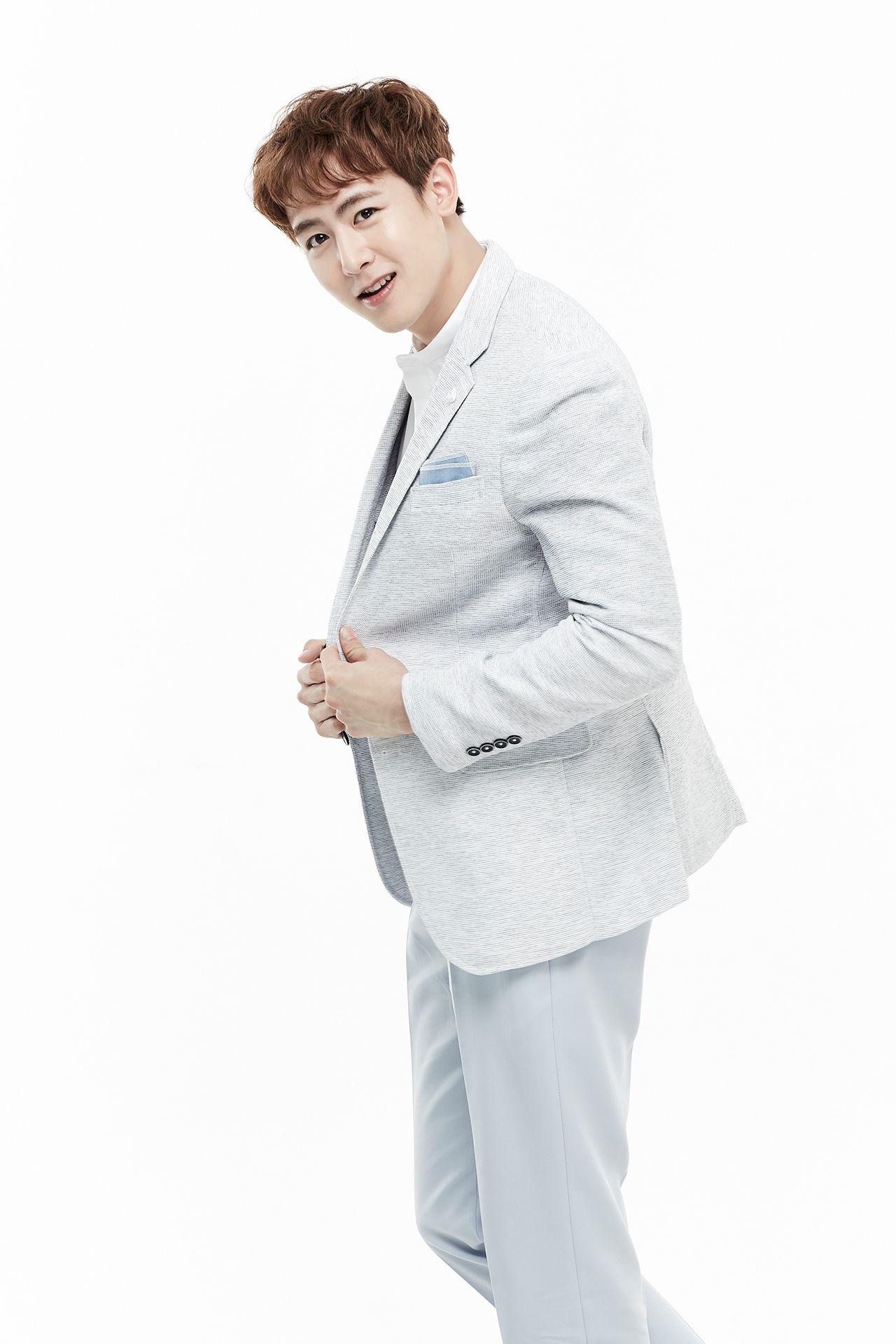 NICHKHUN　ニックン 1988／6／24　かに座　O型