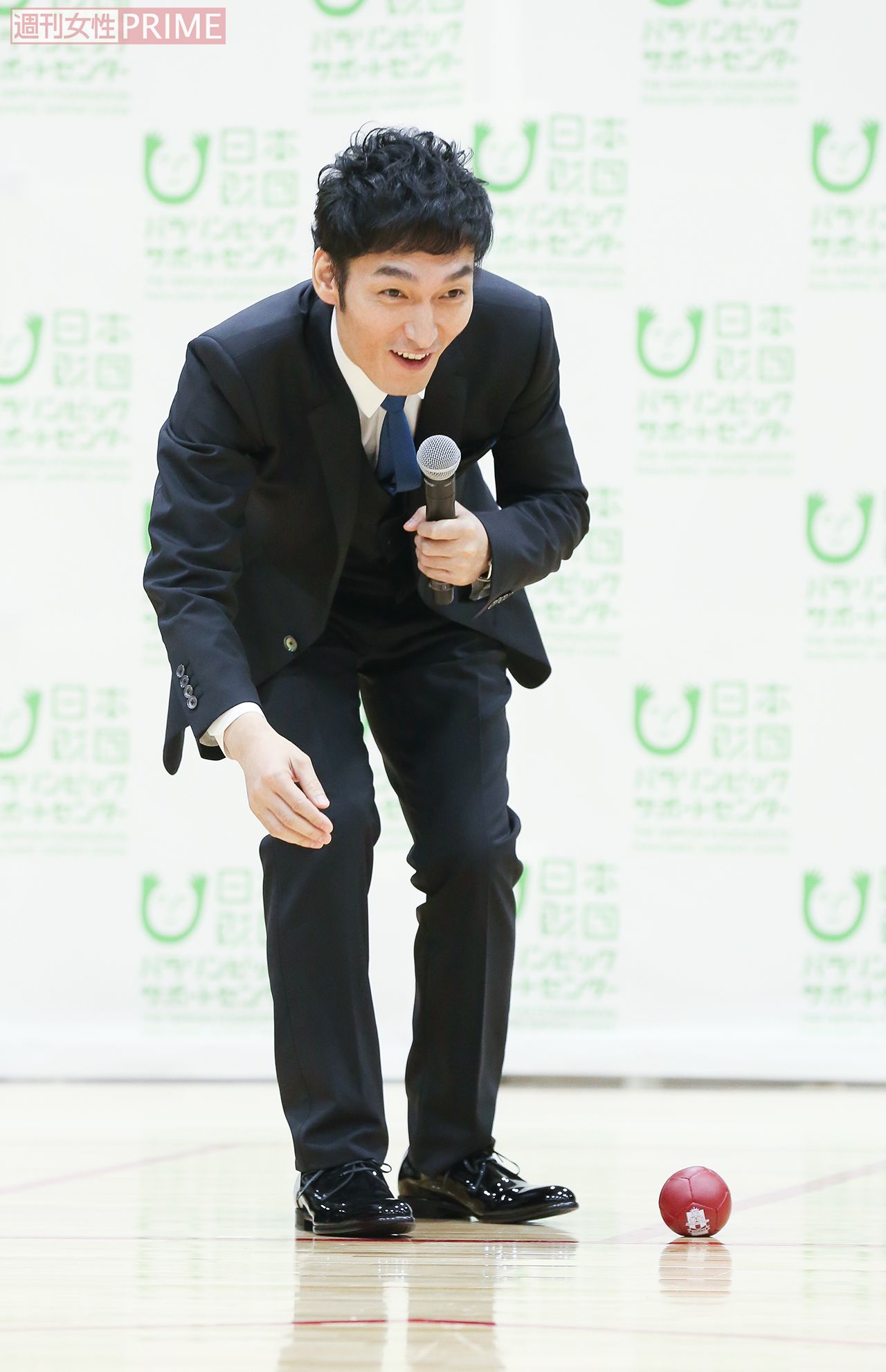 草なぎ剛「めちゃくちゃ楽しい。いろんな作戦を立てたり頭も使うし」撮影／森田晃博