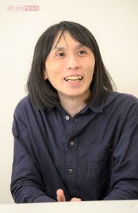 元センチメンタル・バスの鈴木秋則。現在はひらつかレコードを主宰するなど、プロデューサーとしての活動も