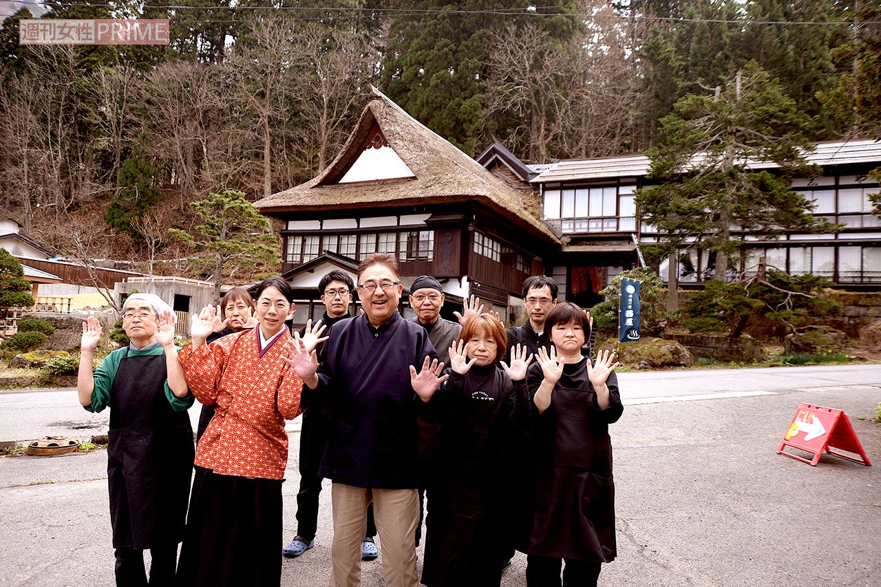 女将の遠藤さんは、スタッフと共に日々旅館の魅力を発信し、客にルールへの理解を求めている