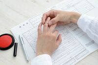 がん闘病中の妻をポイ捨てした不倫夫に、妻がとった最後の手段──志保の場合《後編》