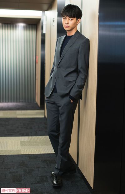 東出昌大　撮影／高梨俊浩