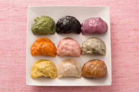 大鳳餃子の「マカロン餃子」9個入り　1188円