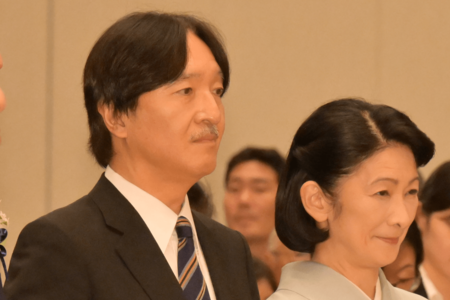 皇位継承順位1位の秋篠宮さまは“即位されるご意思がない”とも囁かれている