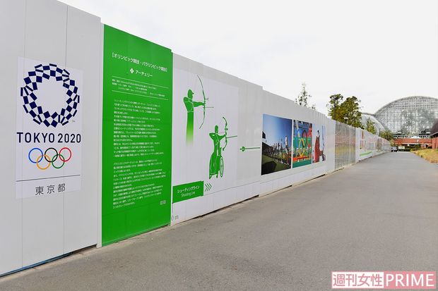 アーチェリー競技会場の隣に植物館が　撮影／渡邉智裕