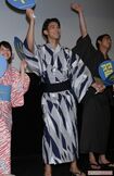 野村周平、“しょうゆ顔”の野村。かるたに励む高校生を演じた『ちはやふる』の袴姿も話題に(写真/『週刊女性』写真班)