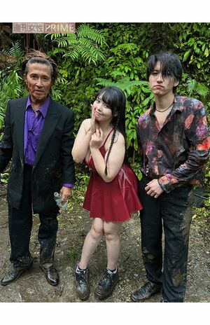 ゾンビメイクの羽賀研二（左）。映画には元KAT-TUNの田口淳之介（右）も出演（ハシ監督提供）