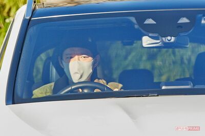 アンジャッシュ渡部建、近くの保育園へ子どもを送り届けた