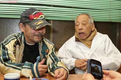 2人は50年来の仲よしコンビ♪　撮影／近藤陽介