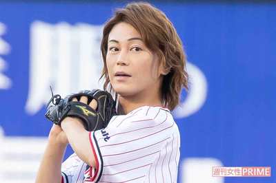 氷川きよし、始球式で見せたホットパンツ姿が “嫉妬レベル” の美しさ