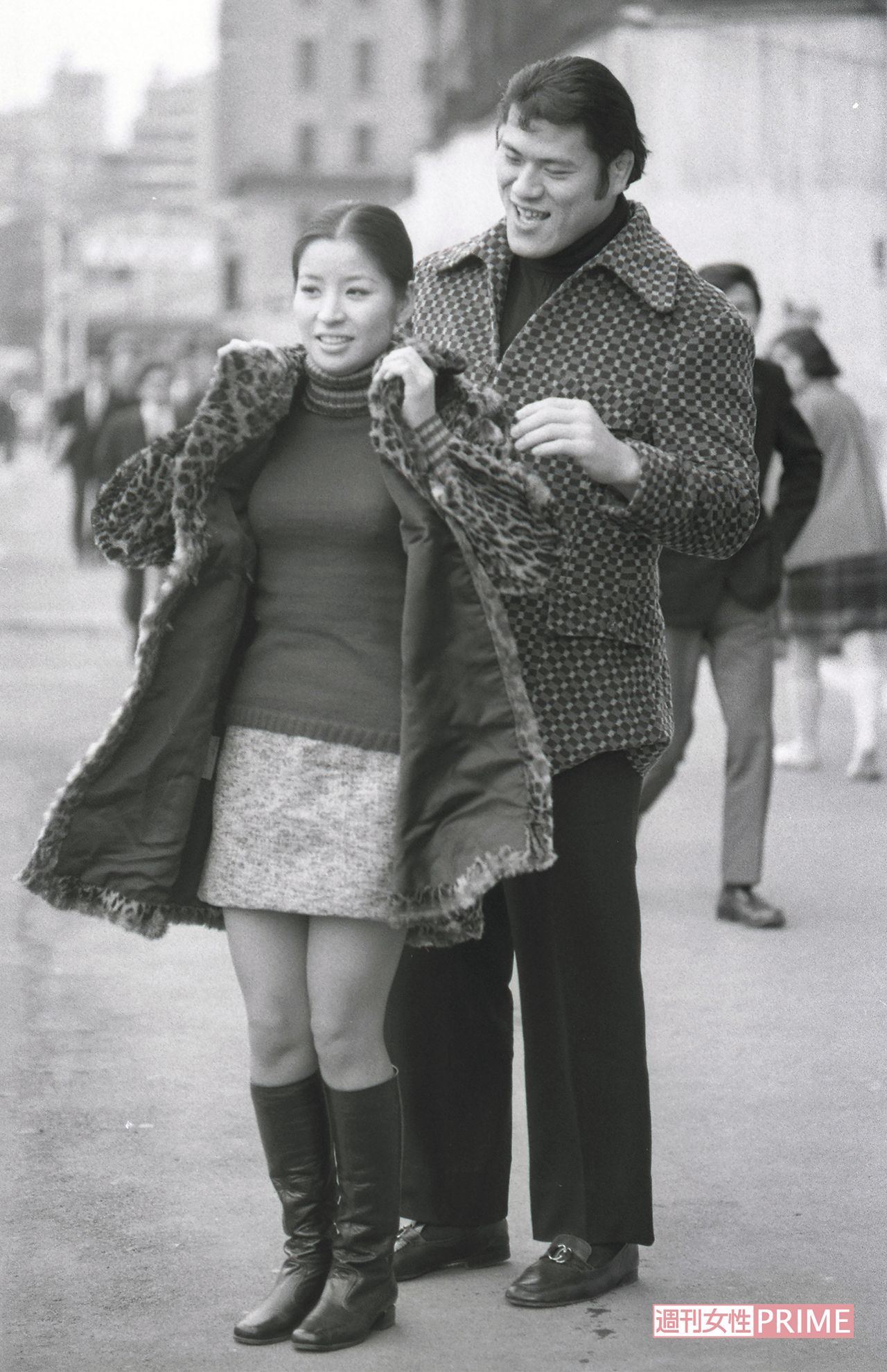 元妻・倍賞美津子と海外でデートを楽しむアントニオ猪木さん（1971年撮影）