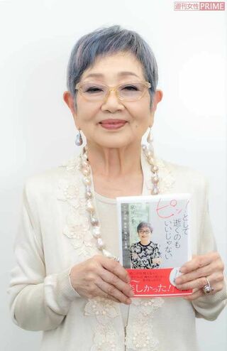 『ピン！として逝くのもいいじゃない　ピン子78歳、最後に残したい言葉』（徳間書店）は好評発売中。芸能界の話から現代を生きる女性へのヒントとなるエピソードがいっぱい　撮影／佐藤靖彦