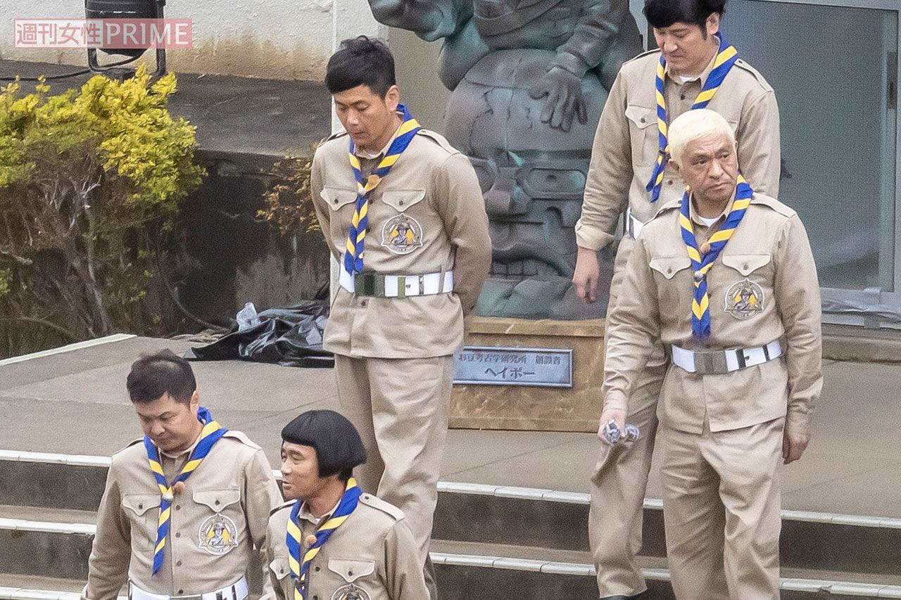 ロケのメインとなる考古学研究所設定の廃校を出るメインキャストの５人