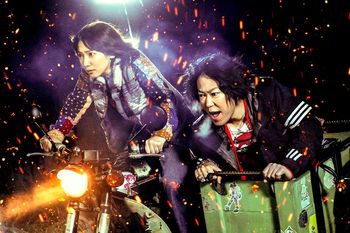 映画『音量を上げろタコ!なに歌ってんのか全然わかんねぇんだよ!!』10月12日、全国ロードショー。
出演／阿部サダヲ、吉岡里帆、千葉雄大ほか
(c)2018「音量を上げろタコ！」製作委員会