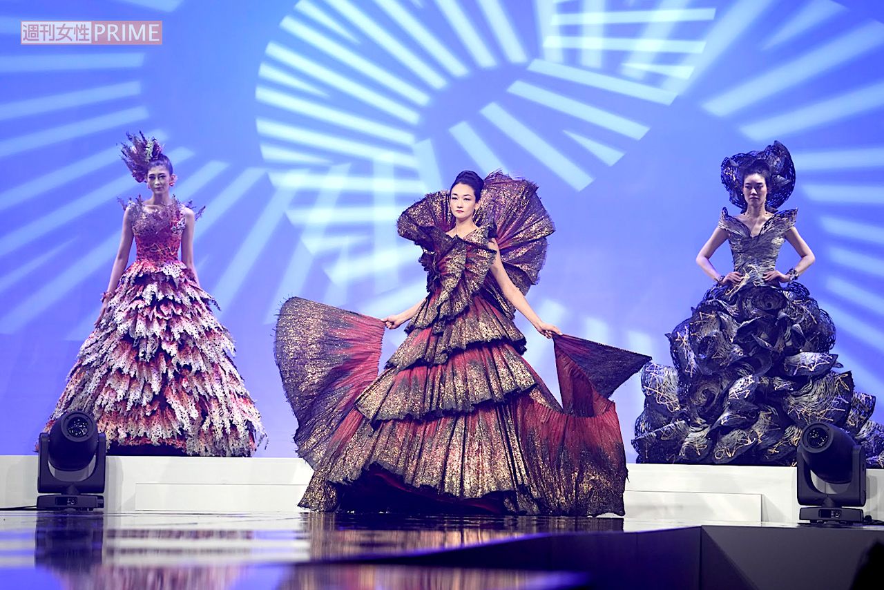 桂由美さんの追悼ファッションショー「ユミ・セレブレーション・オブ・ライフ」