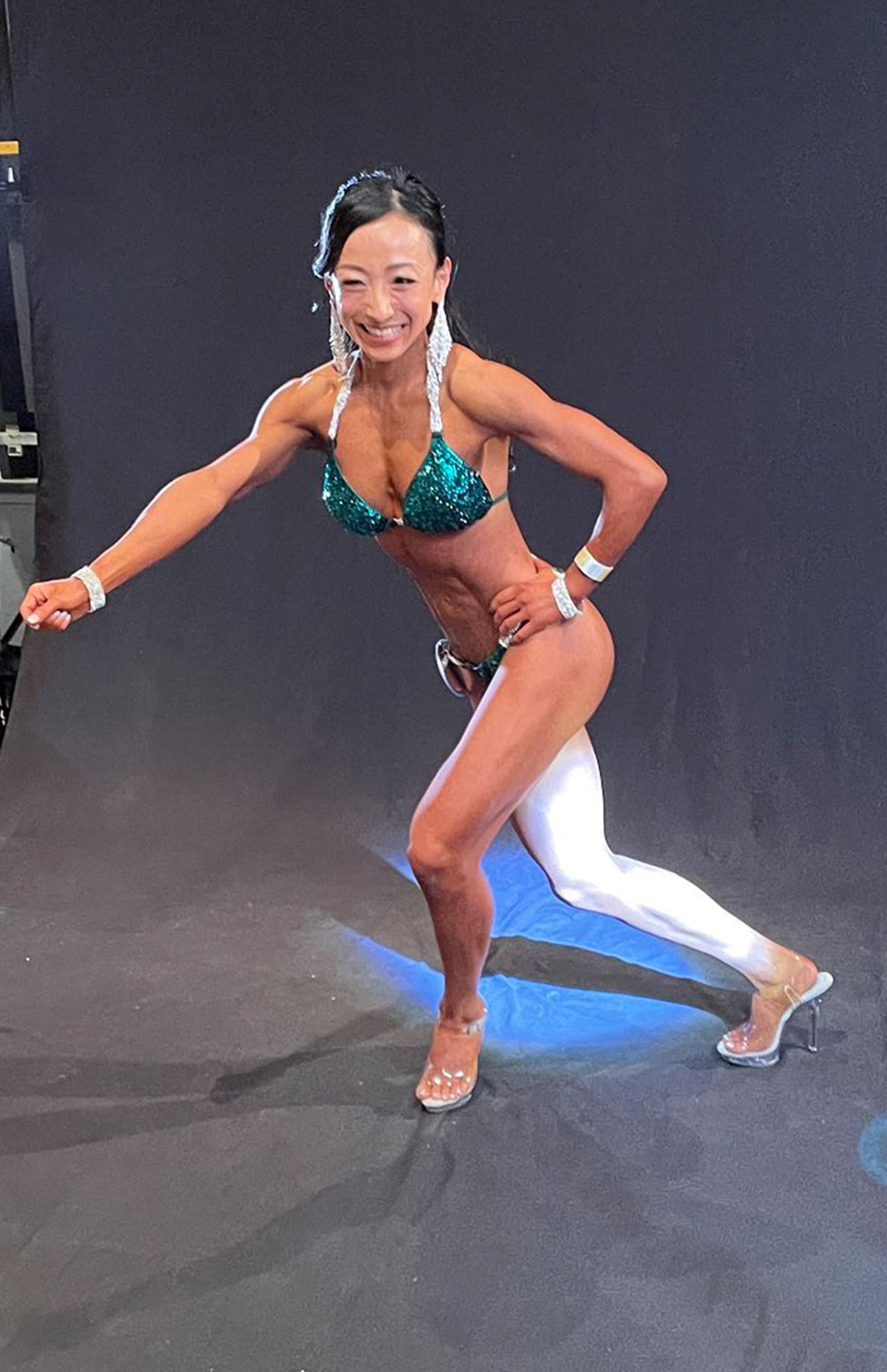 ボディメイクコンテスト「MOLA　CUP」に出場した、北京五輪カーリング女子日本代表の藤澤五月（FWJ公式ツイッターより）