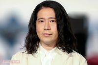 ピース・又吉直樹、YouTubeの姿に視聴者戸惑い“ヒゲの圧と貫禄”たっぷりの近影に「仙人みたいになっとる…