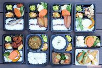 普通の青果店に大行列？　OLたちが並んでも買いたい「八百屋さんのお弁当」　