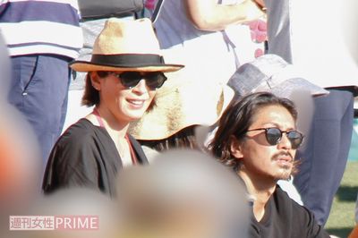 森田剛、宮沢りえが不在でも愛娘との “お買い物デート” で買ったもの