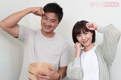 さとう珠緒、“元祖ぶりっ子” が原田龍二と本音で語った「孤独死への不安」