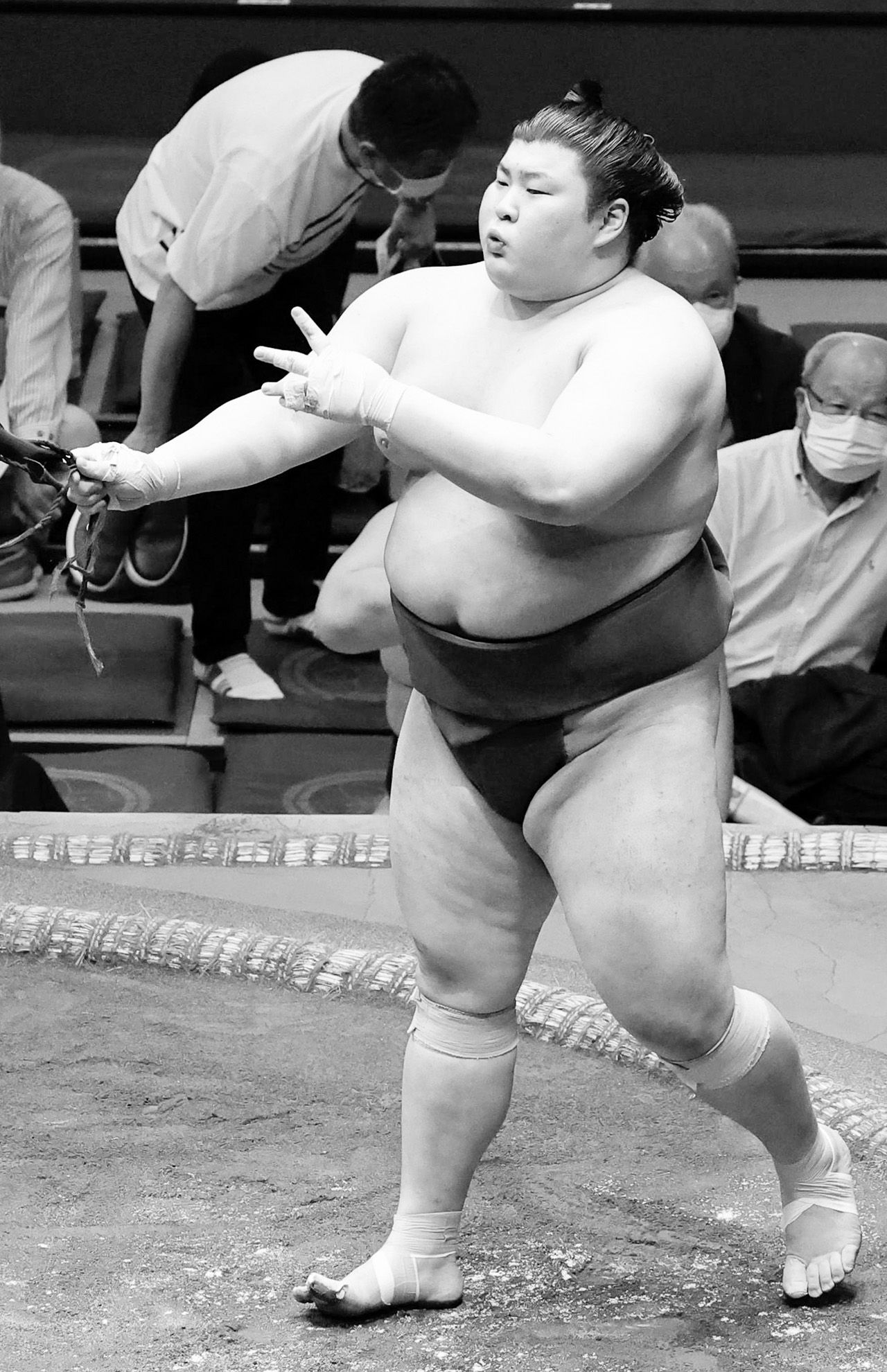 熱海富士　土俵では厳しい表情だが、キュートな笑顔は相撲中継や会場で要チェック　撮影／共同通信