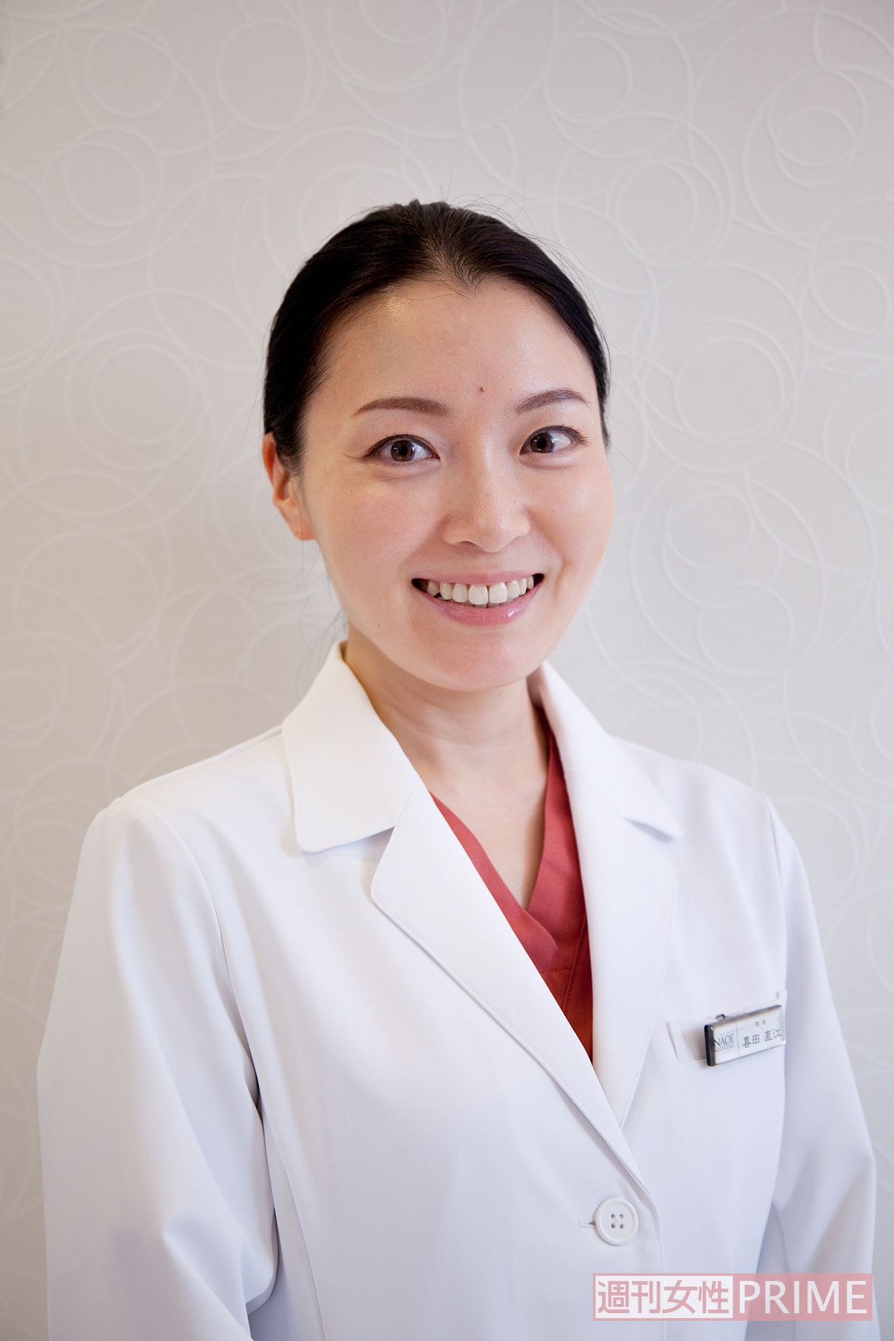 喜田直江先生 医師。京都府立医科大学卒業後、産婦人科医、形成外科医、美容外科医、美容皮膚科医として経験を積み、2011年「なおえビューティークリニック」を開院。著書に『女性器コンプレックス　愛する人と交われない女たちの苦悩』など。